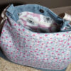 sac seau bucket léonie bleu et rose fleurettes avec bandoulière poche doublure