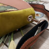 sac maho hazo côté kaki fauve féminin pièce unique sac bandoulière simili lin coton besace pratique zippée artisan d'art sac créateur