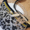 Sac banane léopard face décor noir doré nature pratique et féminine accessoire tendance fait main pièce unique