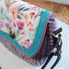 sac charlotte prélude face trois quart parme fleures aquarelle printemps bandoulière made in france artian d'art pièce unique