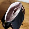 sac charlotte sakura ouvert inspiration japonisante papillon fleurs de cerisiers noir jaune corail petit sac chic unique