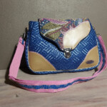 jude biana face sac besace bleu et rose avec empiècements doré pratique et élégant